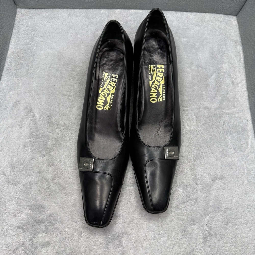 Vintage Salvatore Ferragamo Gancini Black Leather Pumps Women's 10 AAAA Italy
